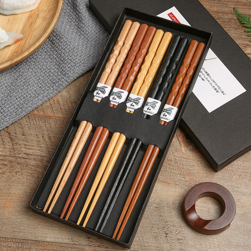 Wiederverwendbare gedrehte Essstäbchen aus Holz im japanischen Stil, kreatives Geschenk, 5 Paar Sets