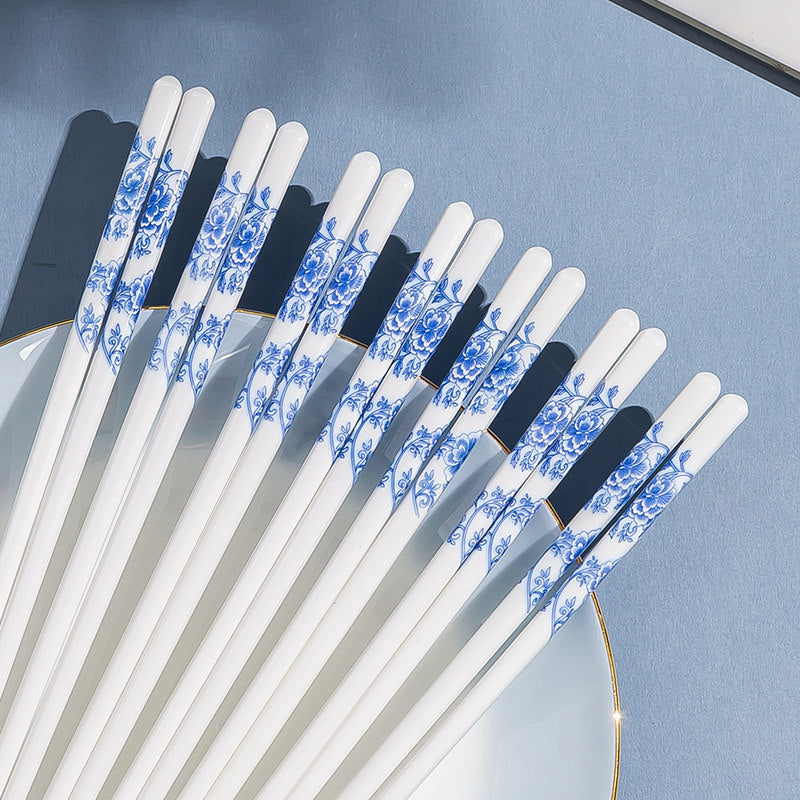Chinese Blue and White Porcelain Chopsticks Set